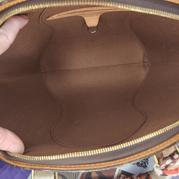 EUC LOUIS VUITTON ELLIPSE MONOGRAM MM with COA!!! Excellent condition  vintage!! - Picture 12 of 16